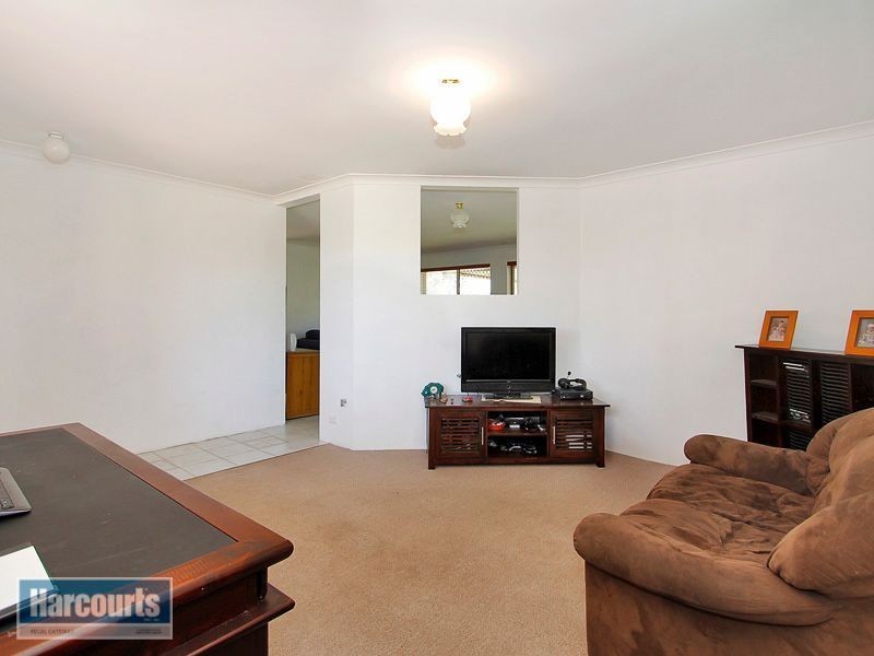 18 Molloy Circuit, Atwell WA 6164