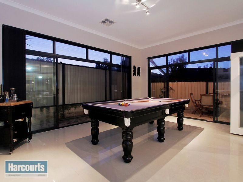18 Giverny Gardens, Aubin Grove WA 6164