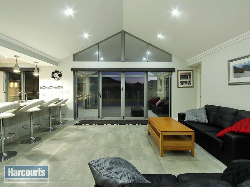 9 Vitality Mews, Aubin Grove WA 6164