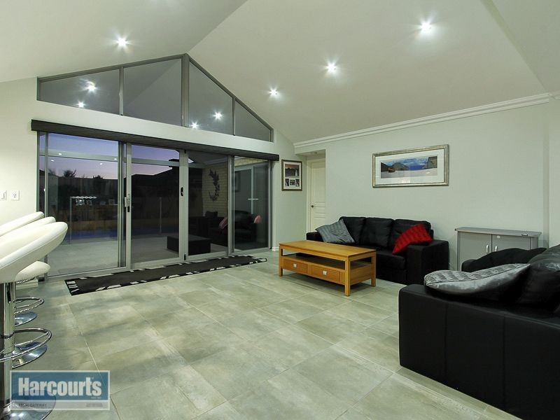 9 Vitality Mews, Aubin Grove WA 6164