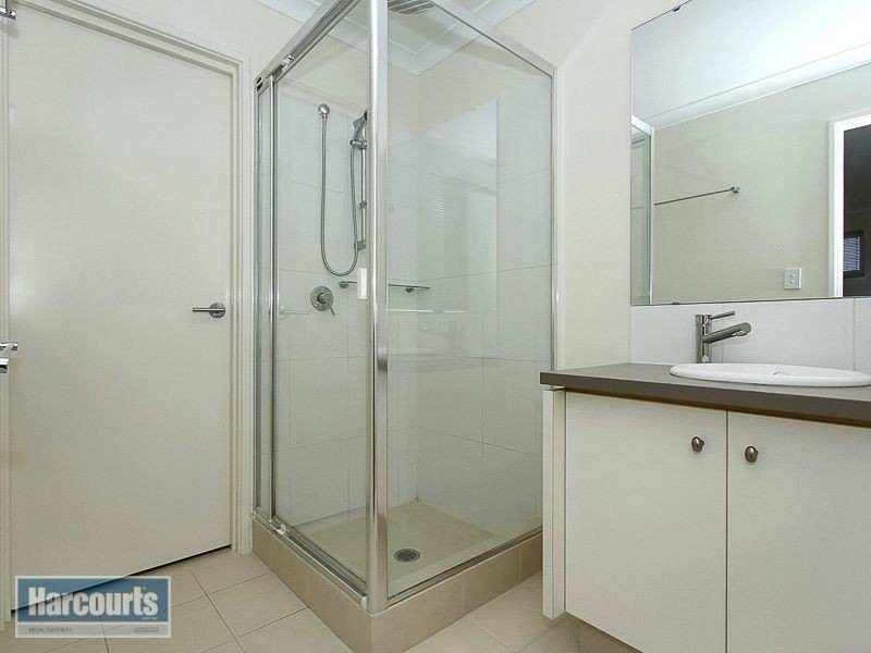 20/18 Deanmore Bend, Hammond Park WA 6164