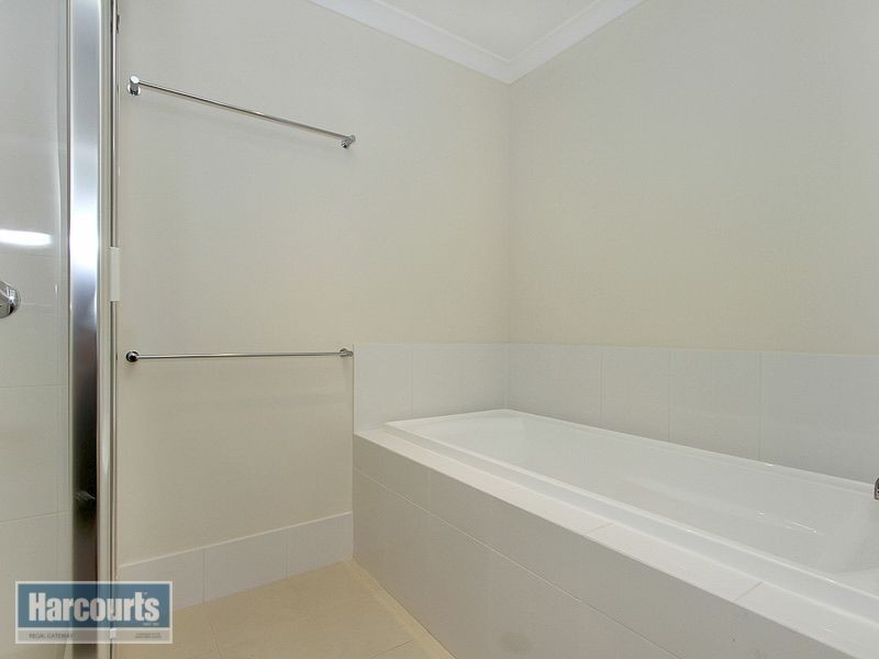 20/18 Deanmore Bend, Hammond Park WA 6164