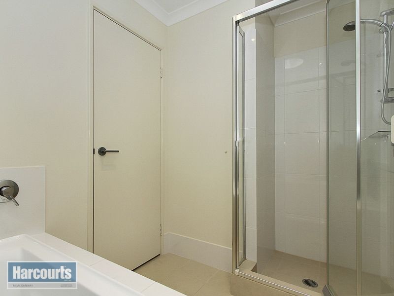 20/18 Deanmore Bend, Hammond Park WA 6164