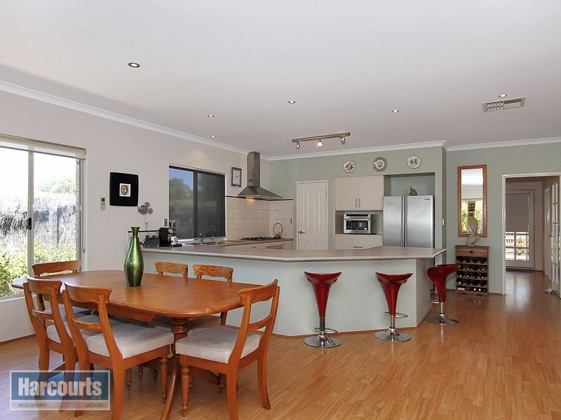29 Aurora Drive, Atwell WA 6164