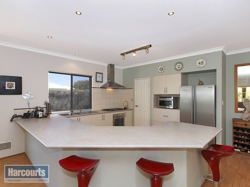 29 Aurora Drive, Atwell WA 6164