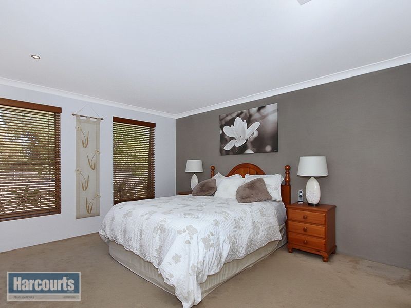 29 Aurora Drive, Atwell WA 6164