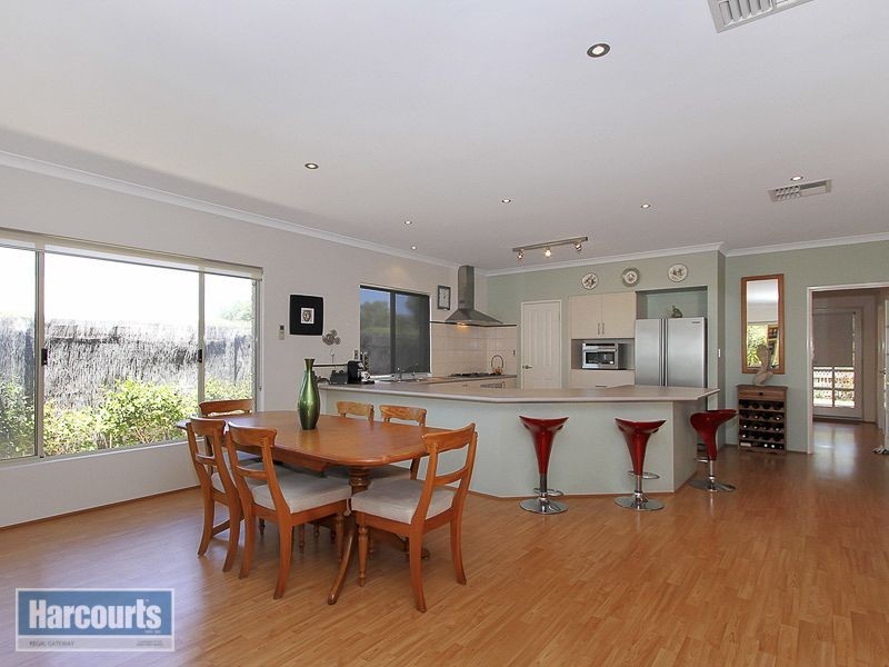29 Aurora Drive, Atwell WA 6164