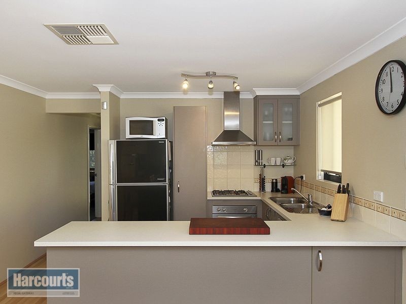 144 Lyon Road, Aubin Grove WA 6164