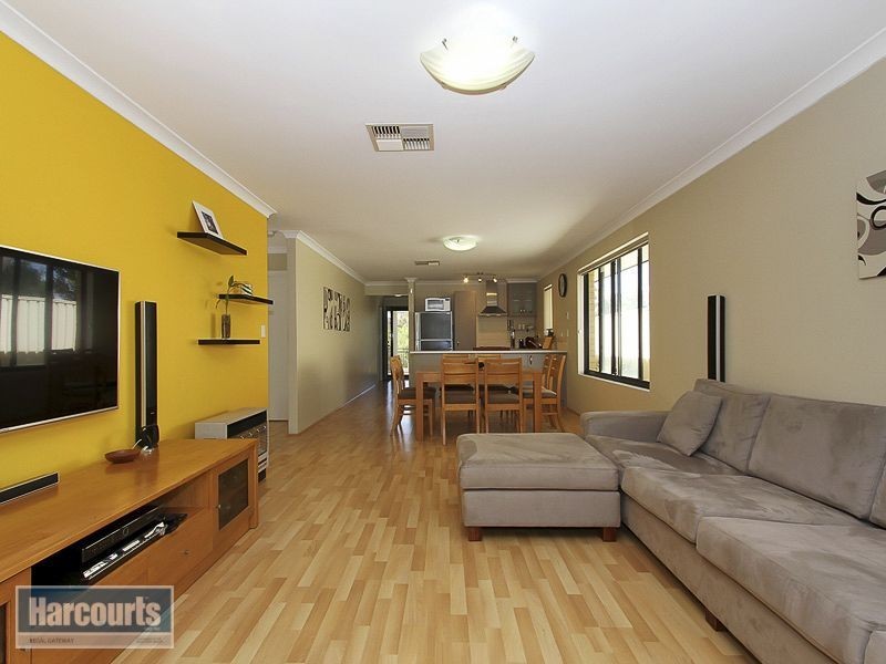 144 Lyon Road, Aubin Grove WA 6164