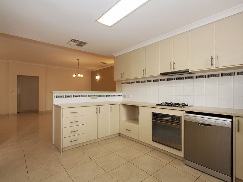 5 Aurora Drive, Atwell WA 6164