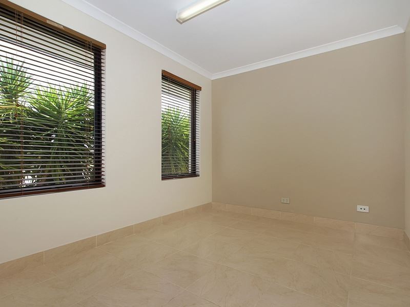 5 Aurora Drive, Atwell WA 6164