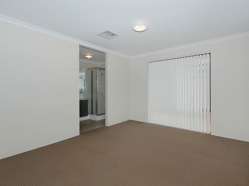 42 Litchfield Circle, Wandi WA 6167