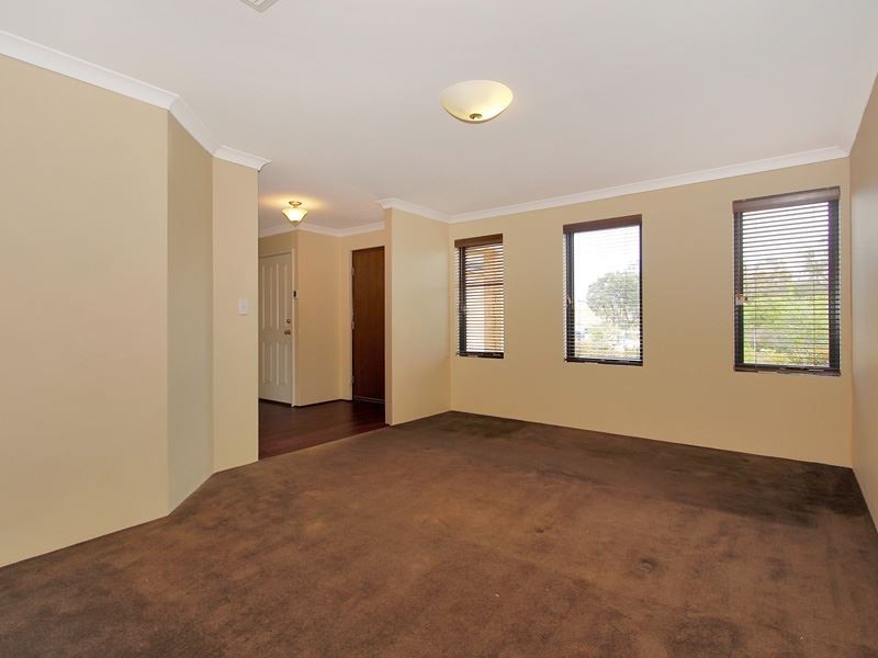 37 Murrumbidgee Drive, Hammond Park WA 6164