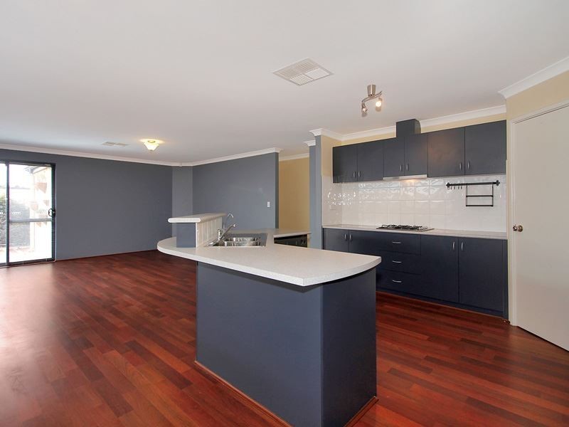 37 Murrumbidgee Drive, Hammond Park WA 6164