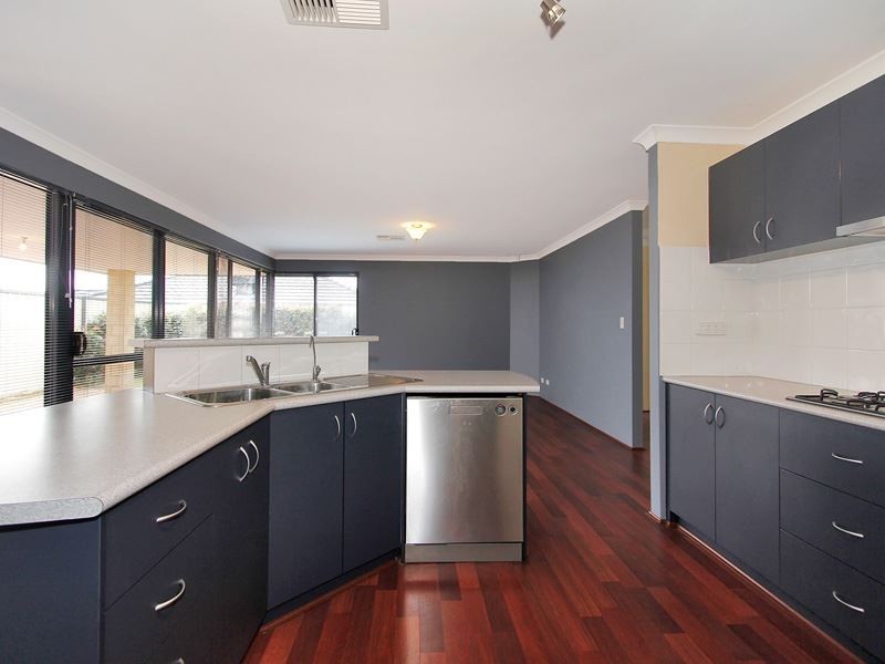 37 Murrumbidgee Drive, Hammond Park WA 6164