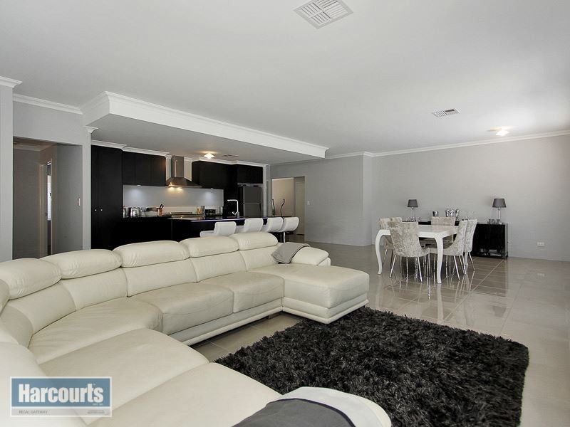 81 Honeywood Avenue, Wandi WA 6167