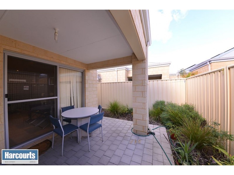 21 Carnation Street, Canning Vale WA 6155