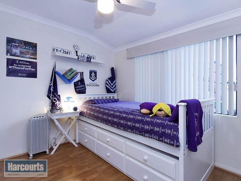 31 Sciano Avenue, Success WA 6164