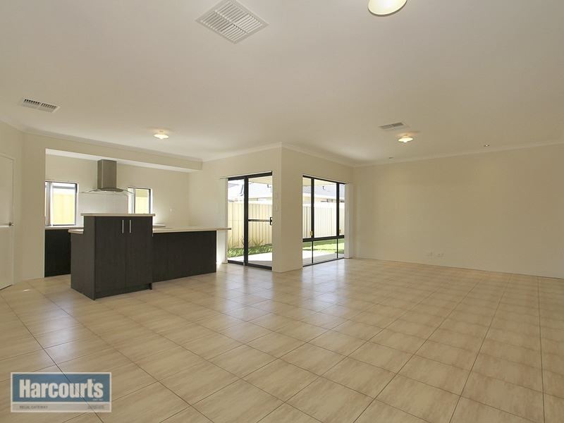 20 Firebrace Elbow, Canning Vale WA 6155