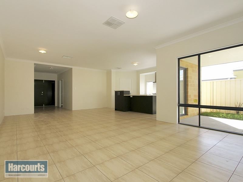 20 Firebrace Elbow, Canning Vale WA 6155