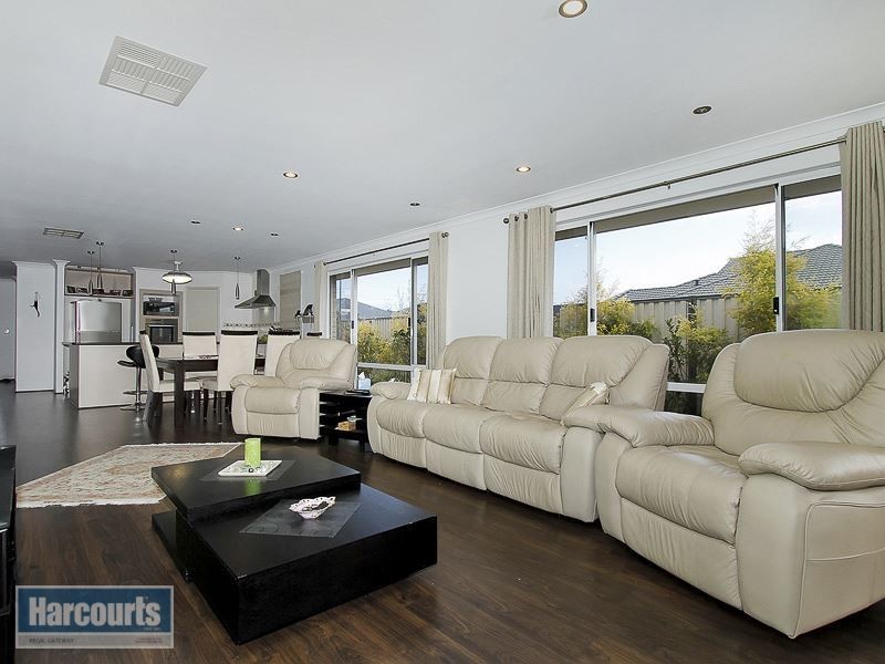 38 Kesiya Turn, Aubin Grove WA 6164
