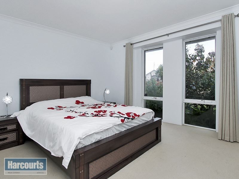 38 Kesiya Turn, Aubin Grove WA 6164