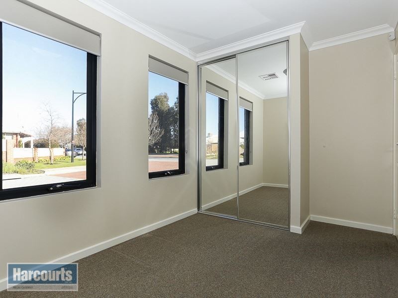 1a Dionysus Terrace, Atwell WA 6164