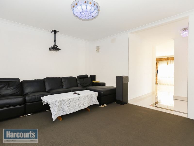 63 Kesiya Turn, Aubin Grove WA 6164