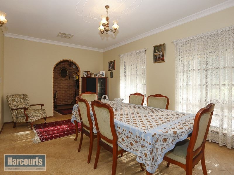 23 Glendale Crescent, Jandakot WA 6164