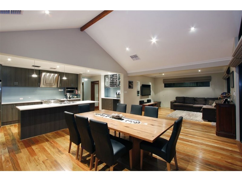 10 peregrine circle, Beeliar WA 6164