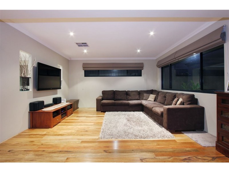 10 peregrine circle, Beeliar WA 6164