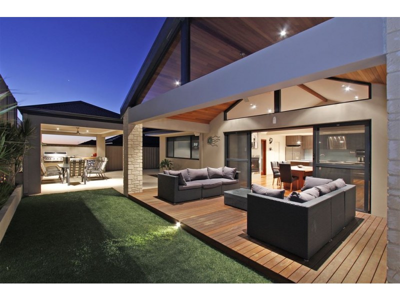 10 peregrine circle, Beeliar WA 6164