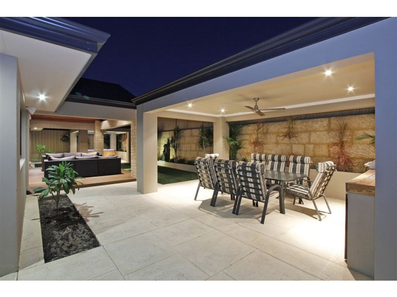 10 peregrine circle, Beeliar WA 6164