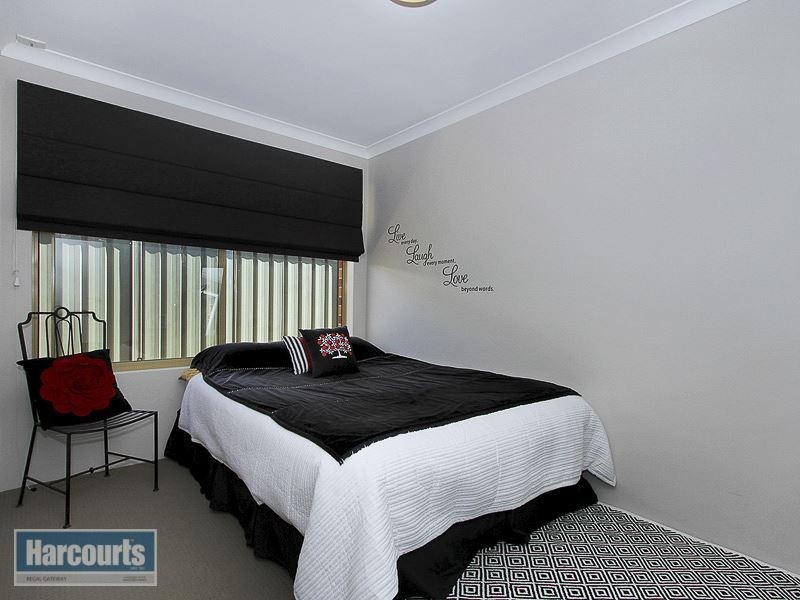 17 Jerrat Mews, Atwell WA 6164