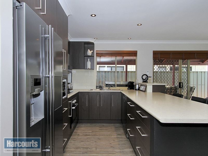 17 Jerrat Mews, Atwell WA 6164