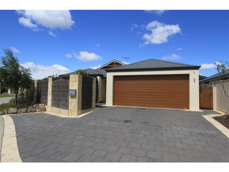 8 Nesbit Place, Success WA 6164