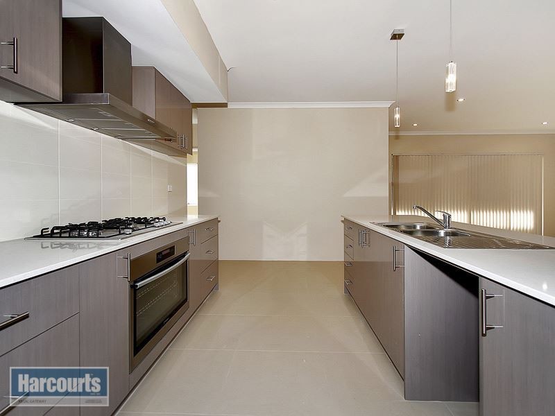 13 Cooli Street, Hammond Park WA 6164