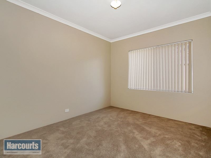 13 Cooli Street, Hammond Park WA 6164