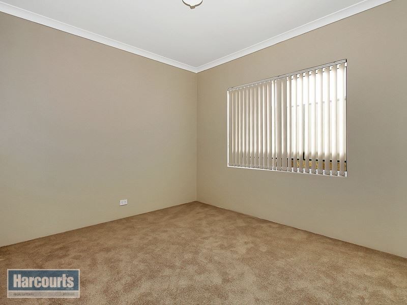 13 Cooli Street, Hammond Park WA 6164