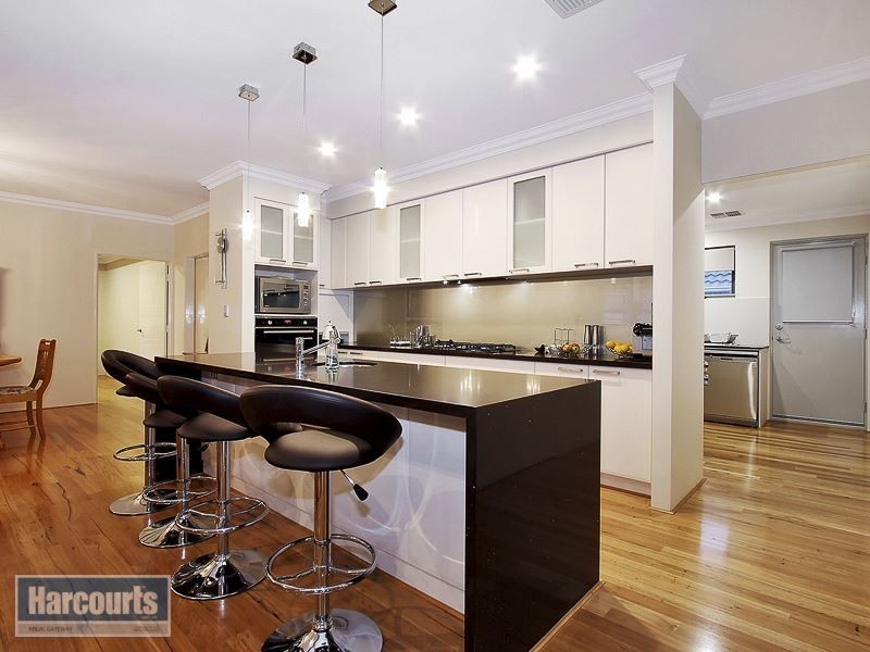 35B Drysdale Gardens, Wandi WA 6167