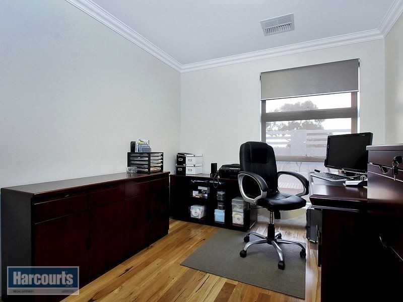 35B Drysdale Gardens, Wandi WA 6167