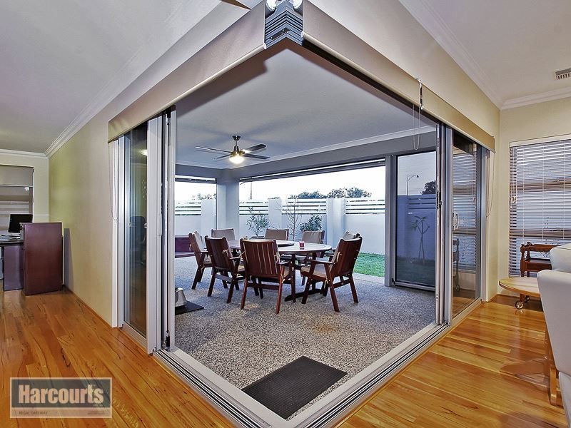 35B Drysdale Gardens, Wandi WA 6167