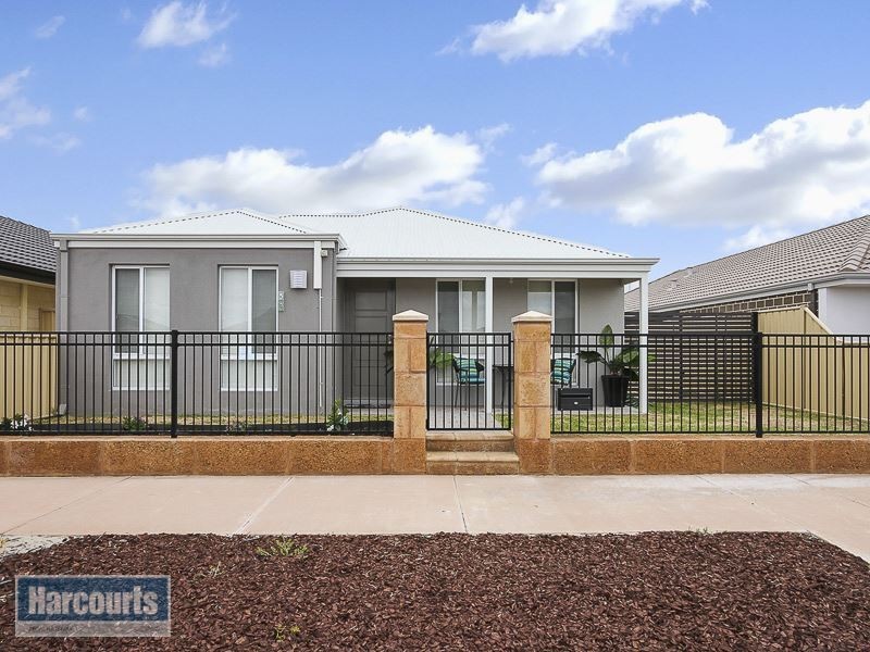 52 Gaebler Road, Hammond Park WA 6164