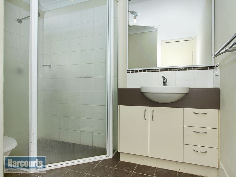 38/17 Southdown Place, Thornlie WA 6108