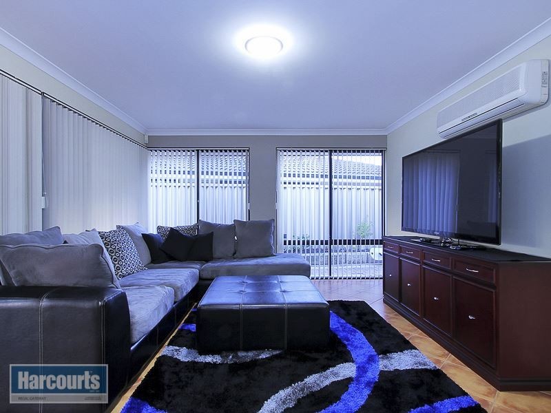 37 Avon Crescent, Atwell WA 6164