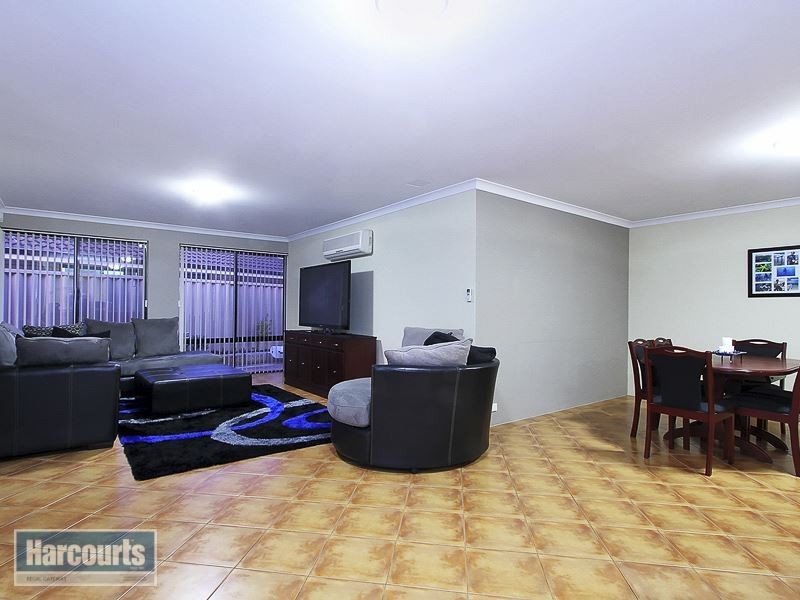 37 Avon Crescent, Atwell WA 6164