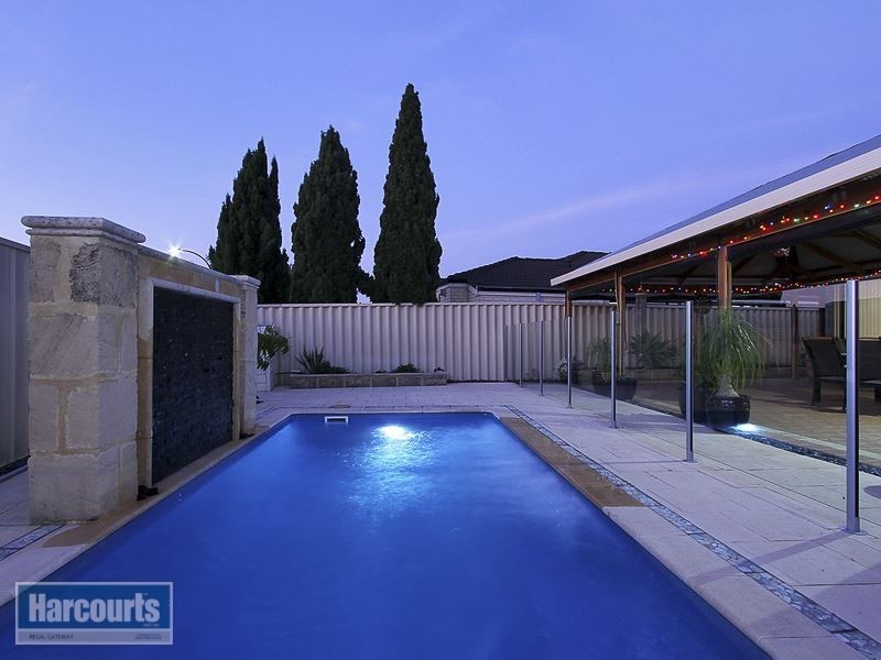 37 Avon Crescent, Atwell WA 6164