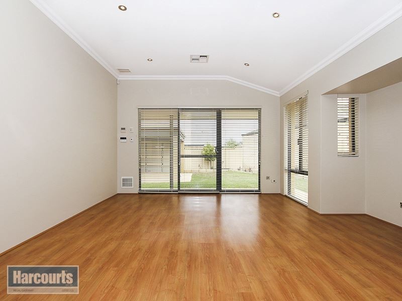 47 Windchime Terrace, Atwell WA 6164