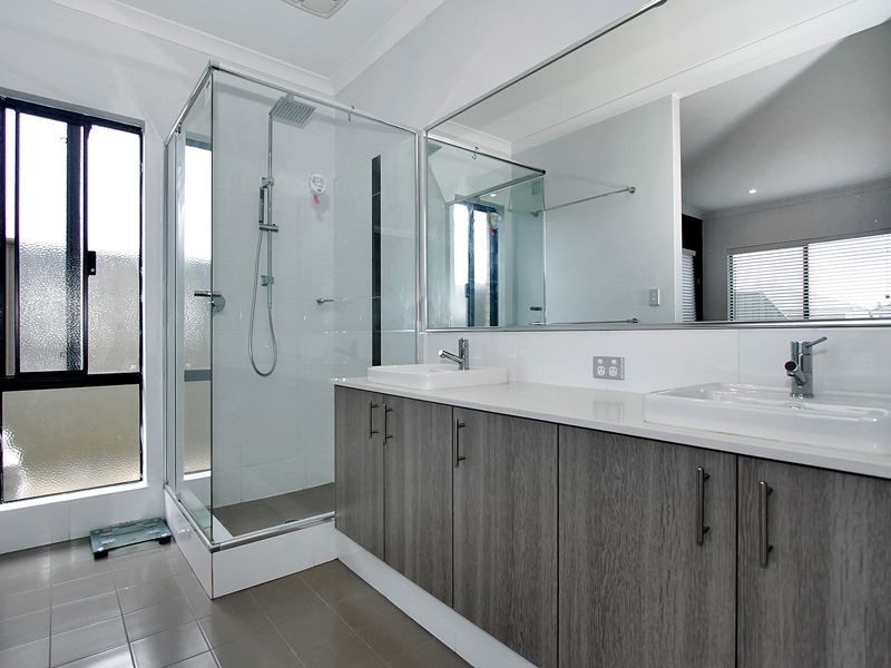 65 Honeywood Avenue, Wandi WA 6167