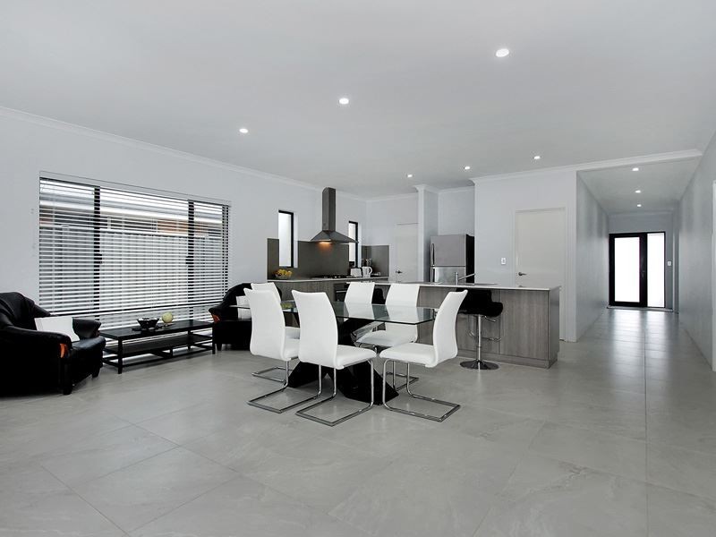 65 Honeywood Avenue, Wandi WA 6167